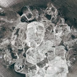glass-g9b3d20057_1280